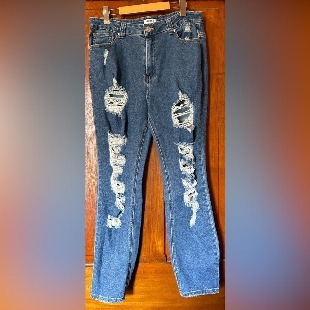 30 - Forever 21 Jeans